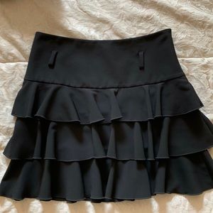 Tiered SHORT BLACK SKIRT